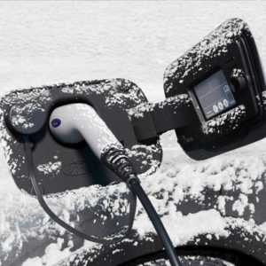 Zimska prevleka za polnilna vrata